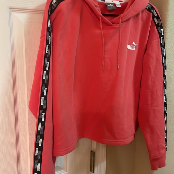 Puma hoodie - Picture 2 of 4